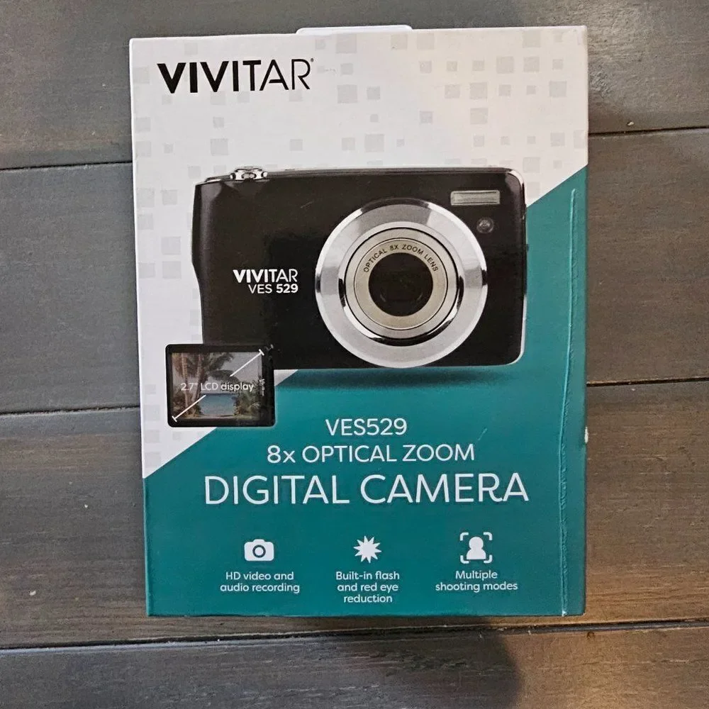 Vivitar VES-529 Black 8X Optical Zoom Digital Camera